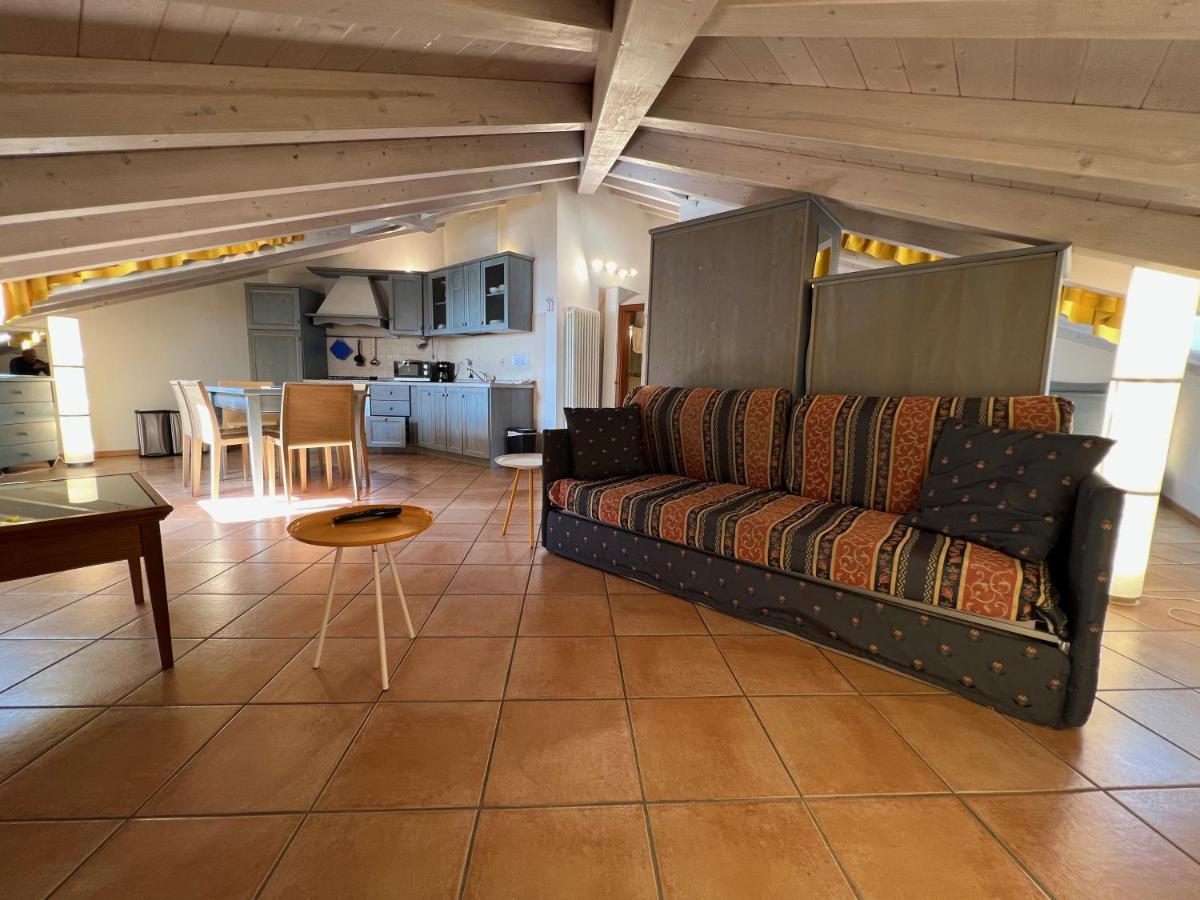 Studio Apartments Baia Azzurra 7 Torbole Sul Garda Exterior photo