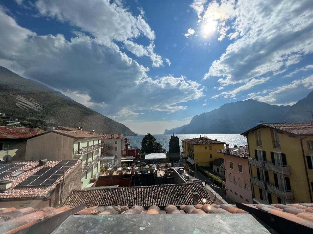 Studio Apartments Baia Azzurra 7 Torbole Sul Garda Exterior photo
